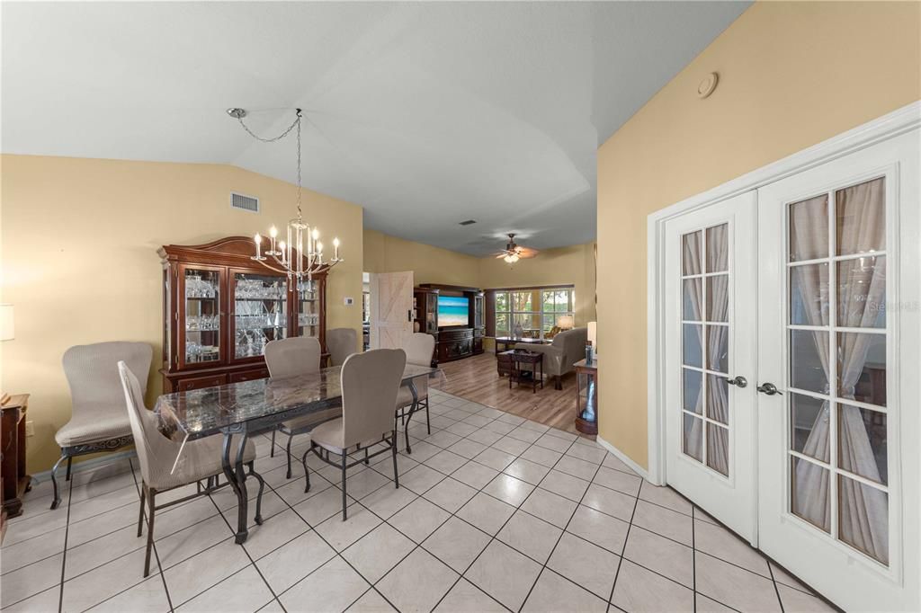 For Sale: $250,000 (3 beds, 2 baths, 2033 Square Feet)