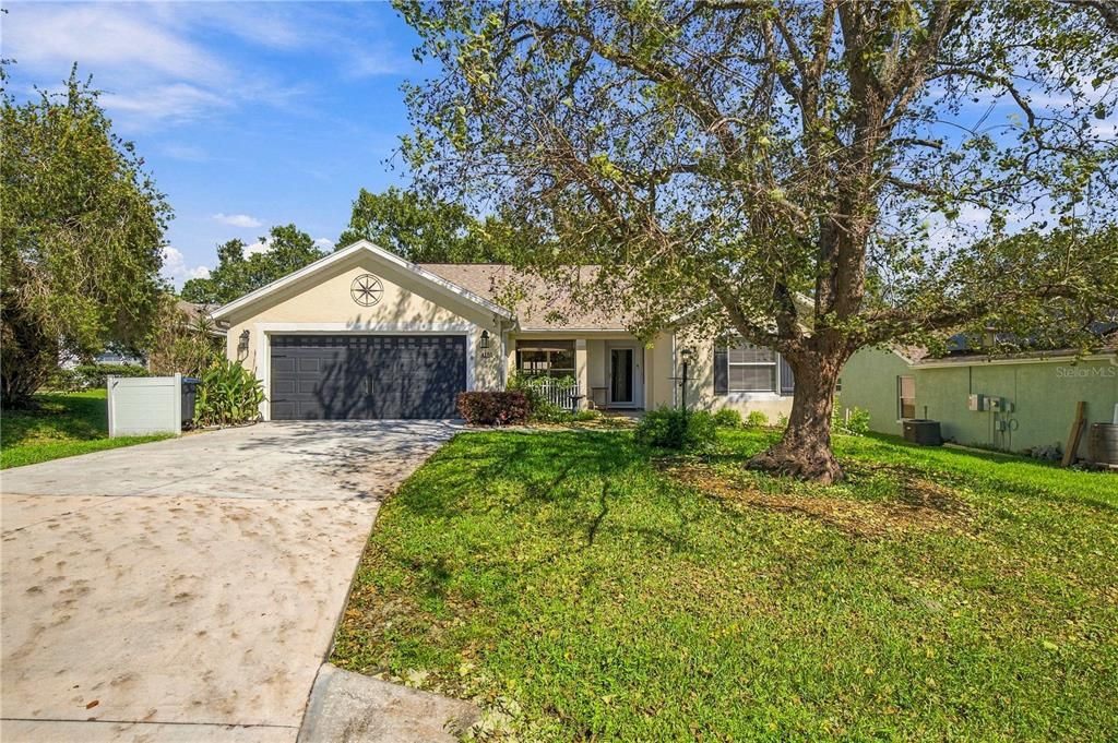 For Sale: $250,000 (3 beds, 2 baths, 2033 Square Feet)