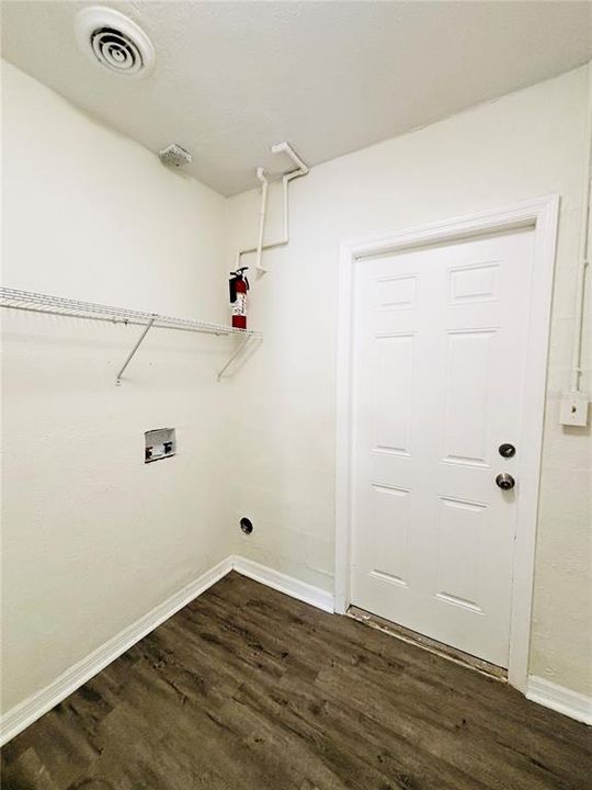 En Venta: $159,000 (3 camas, 1 baños, 888 Pies cuadrados)