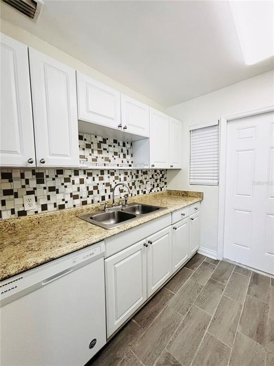 En Venta: $159,000 (3 camas, 1 baños, 888 Pies cuadrados)