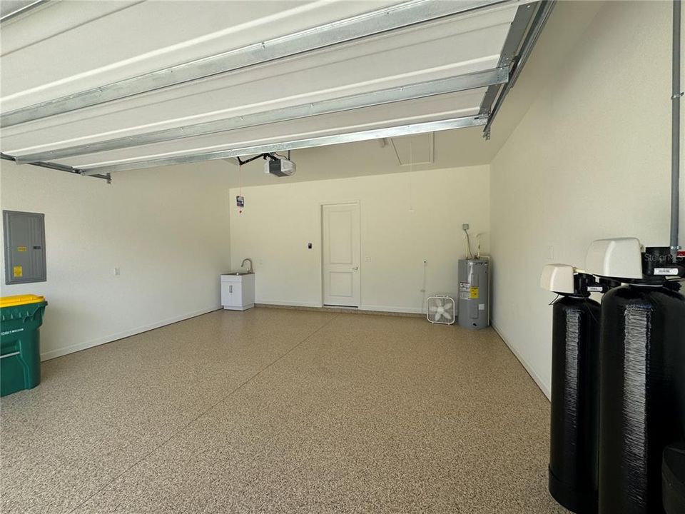 For Rent: $2,000 (3 beds, 2 baths, 1546 Square Feet)