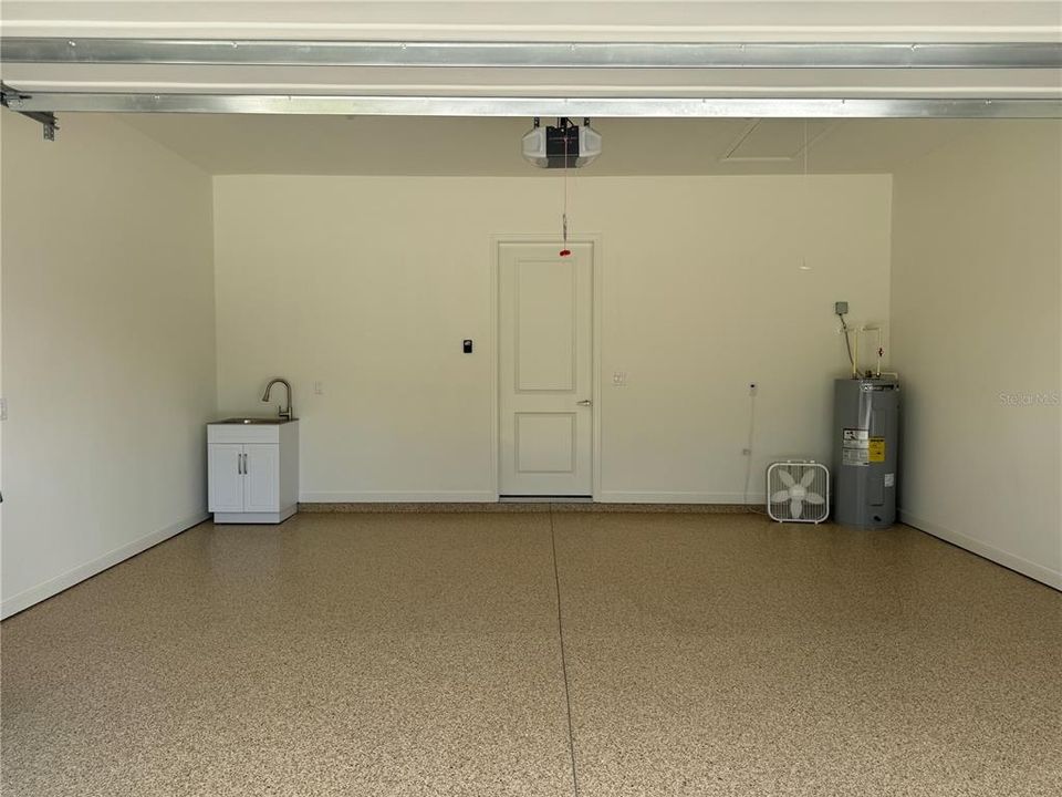 For Rent: $2,000 (3 beds, 2 baths, 1546 Square Feet)