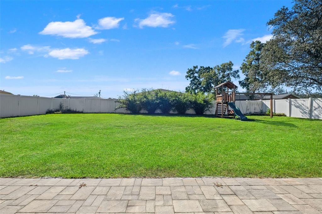 En Venta: $329,900 (3 camas, 2 baños, 1553 Pies cuadrados)