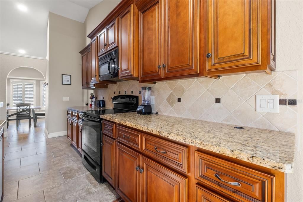 En Venta: $329,900 (3 camas, 2 baños, 1553 Pies cuadrados)