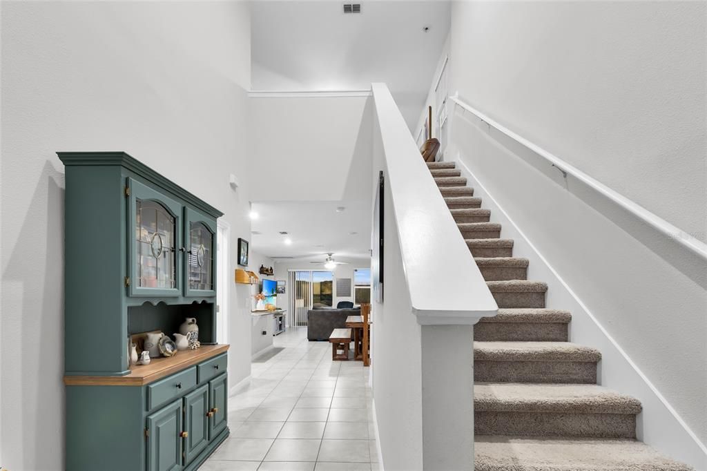 En Venta: $325,000 (4 camas, 2 baños, 2168 Pies cuadrados)