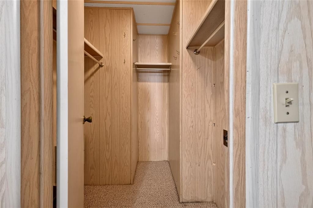 For Sale: $150,000 (3 beds, 2 baths, 1113 Square Feet)