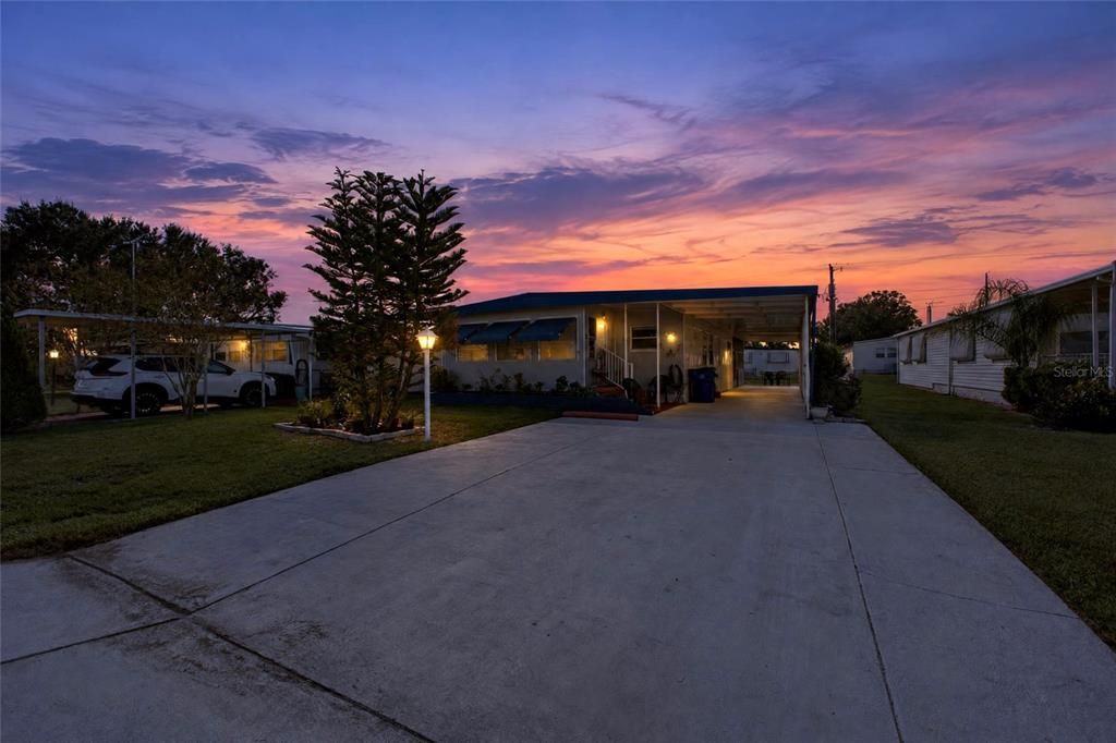 For Sale: $150,000 (3 beds, 2 baths, 1113 Square Feet)