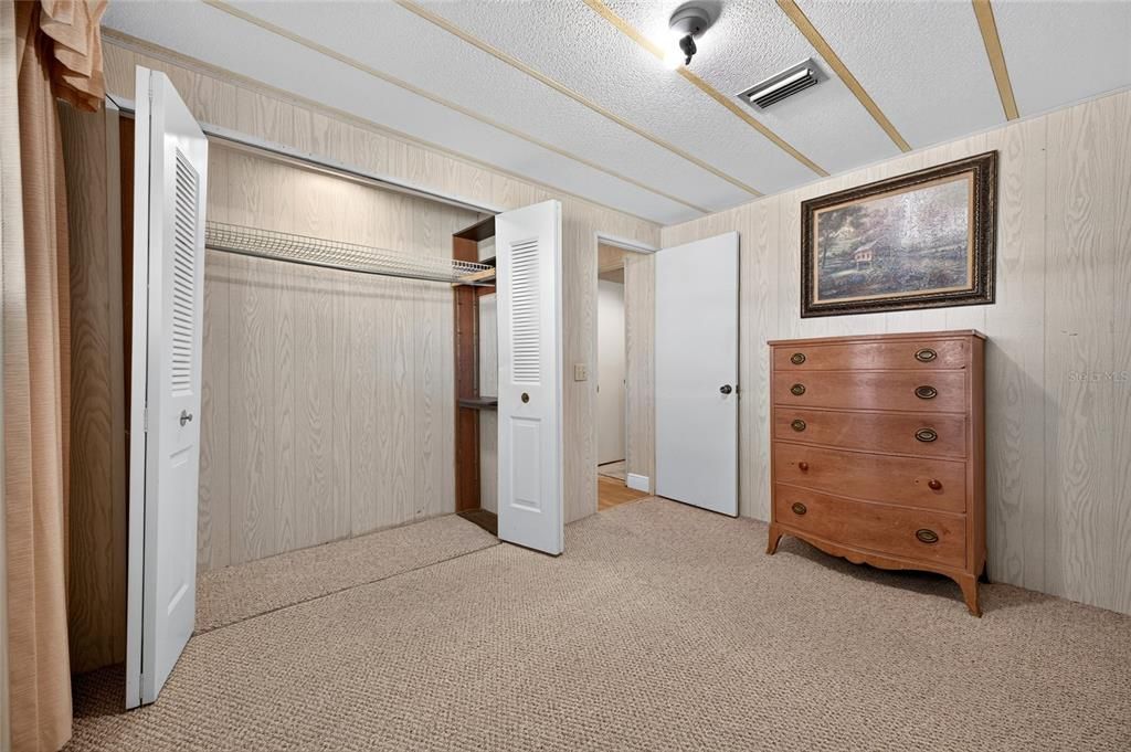 For Sale: $150,000 (3 beds, 2 baths, 1113 Square Feet)