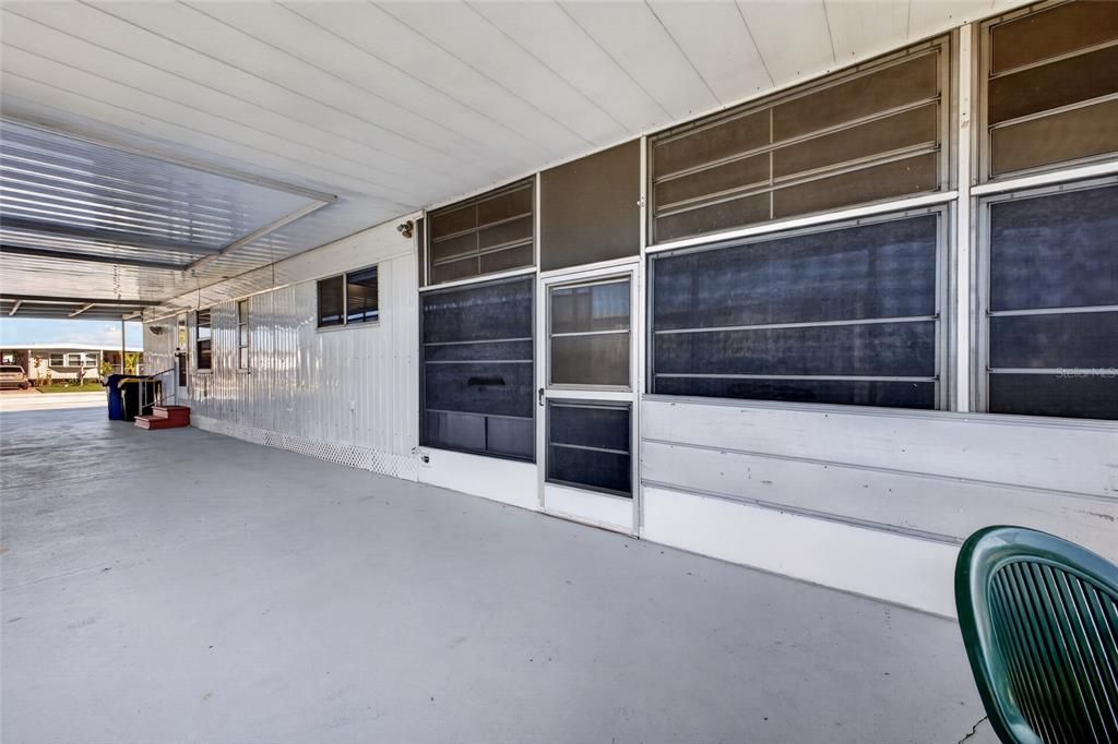 For Sale: $150,000 (3 beds, 2 baths, 1113 Square Feet)
