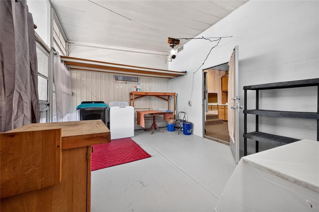 For Sale: $150,000 (3 beds, 2 baths, 1113 Square Feet)