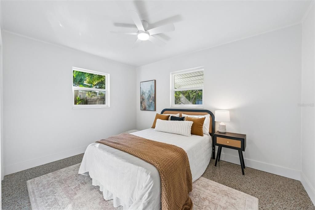 For Sale: $375,000 (2 beds, 2 baths, 1370 Square Feet)