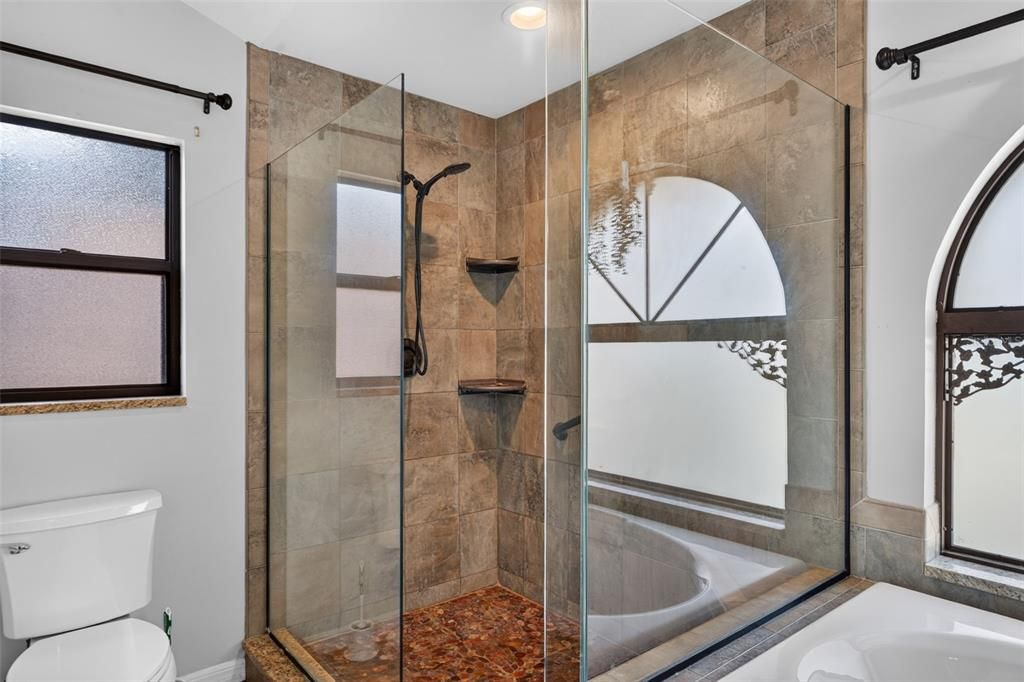 En Venta: $499,900 (4 camas, 2 baños, 2350 Pies cuadrados)