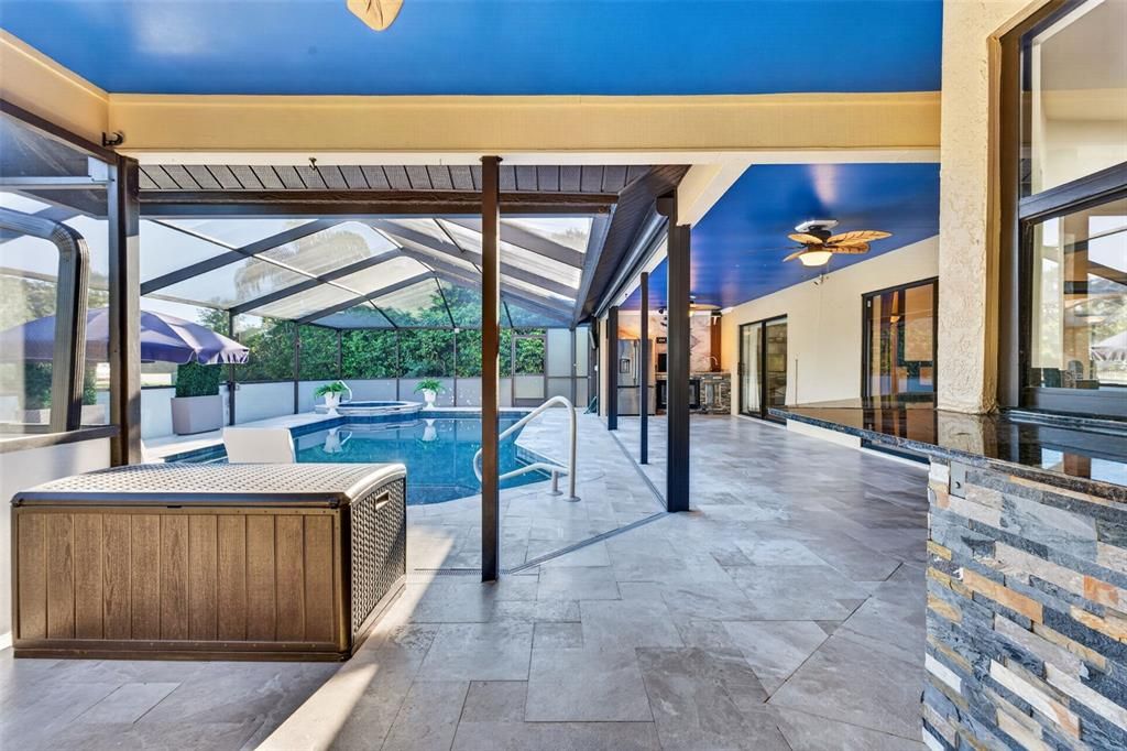 En Venta: $499,900 (4 camas, 2 baños, 2350 Pies cuadrados)