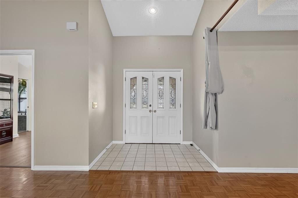 En Venta: $499,900 (4 camas, 2 baños, 2350 Pies cuadrados)