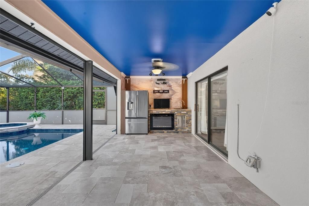 En Venta: $499,900 (4 camas, 2 baños, 2350 Pies cuadrados)