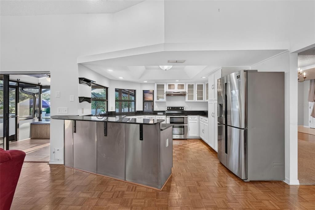 En Venta: $499,900 (4 camas, 2 baños, 2350 Pies cuadrados)