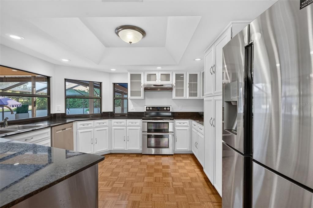 En Venta: $499,900 (4 camas, 2 baños, 2350 Pies cuadrados)