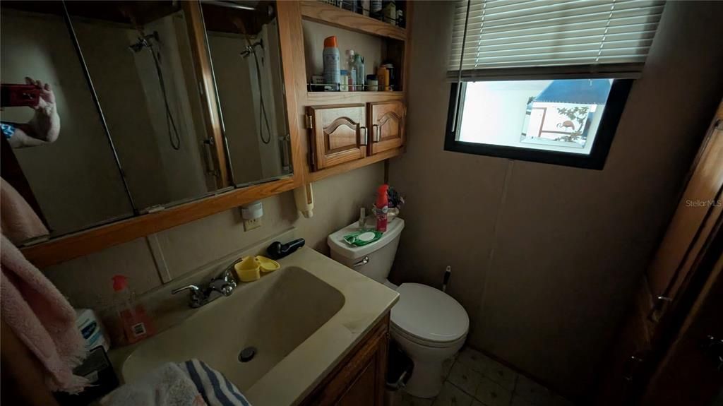 For Sale: $89,900 (1 beds, 1 baths, 792 Square Feet)
