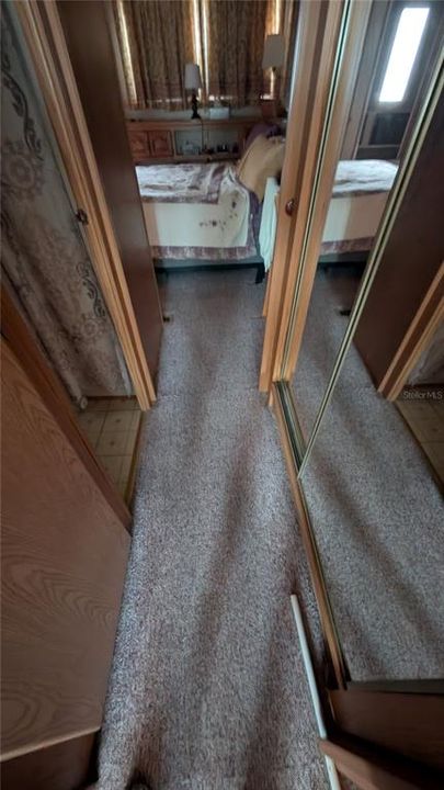 For Sale: $89,900 (1 beds, 1 baths, 792 Square Feet)