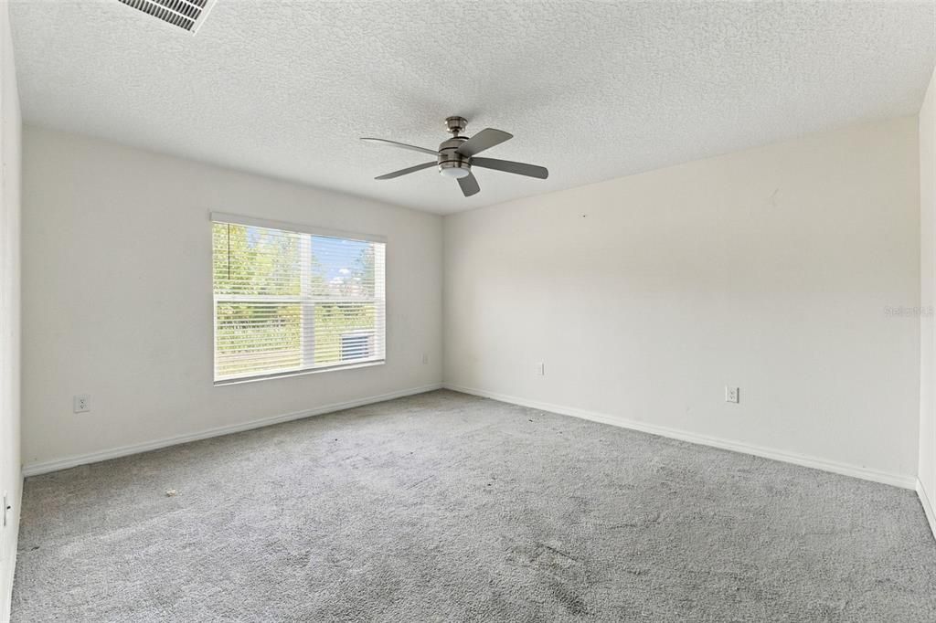 На продажу: $269,000 (3 спален, 2 ванн, 1676 Квадратных фут)