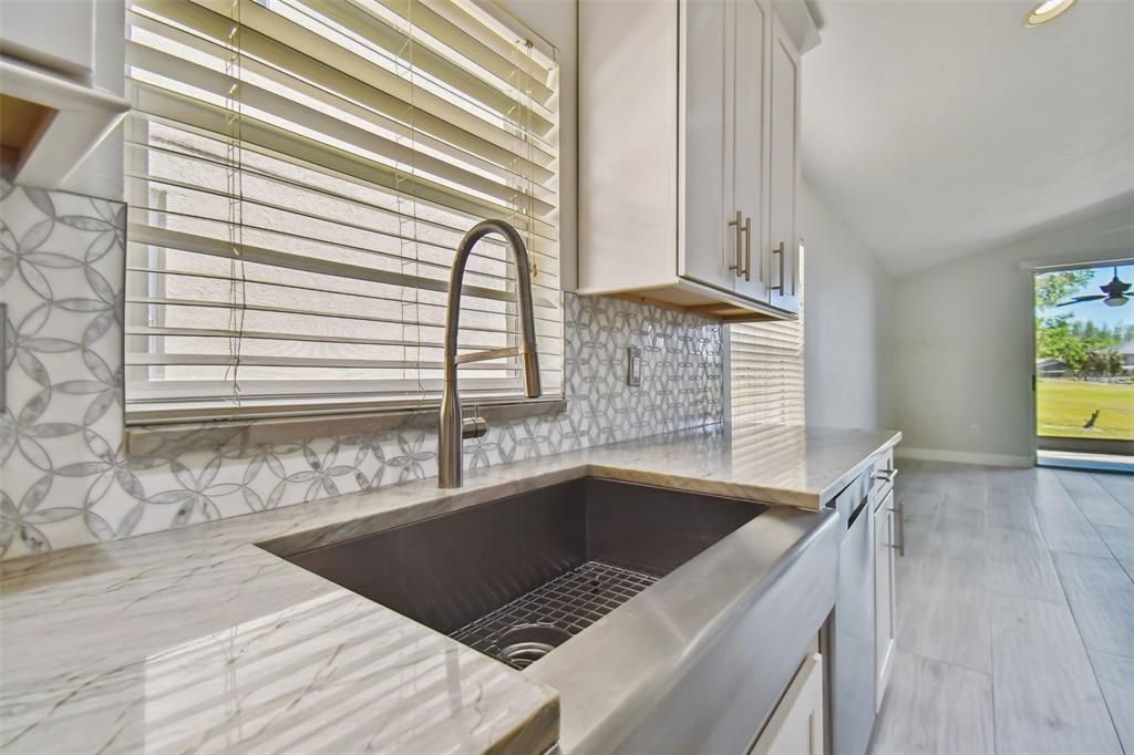 В аренду: $2,900 (3 спален, 2 ванн, 2074 Квадратных фут)