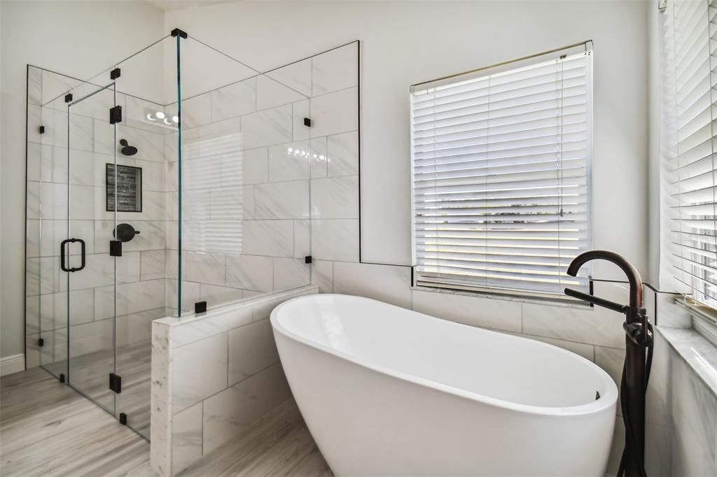 В аренду: $2,900 (3 спален, 2 ванн, 2074 Квадратных фут)