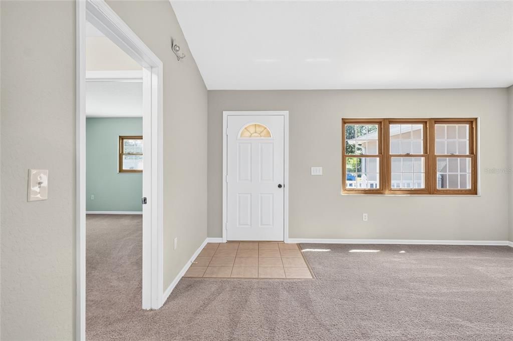 For Sale: $189,900 (3 beds, 2 baths, 1726 Square Feet)