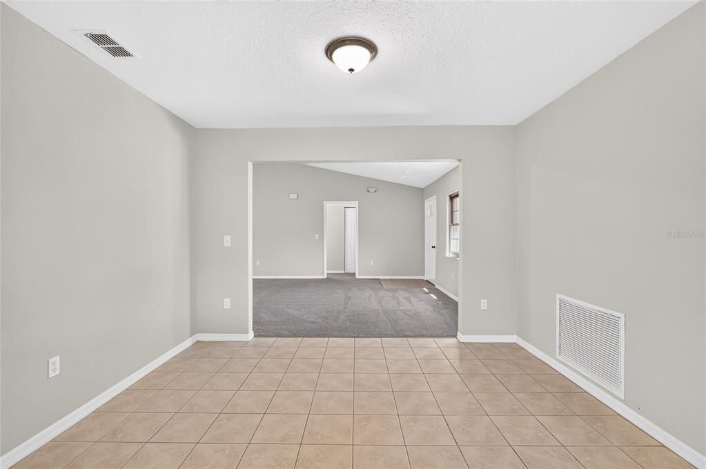 For Sale: $189,900 (3 beds, 2 baths, 1726 Square Feet)