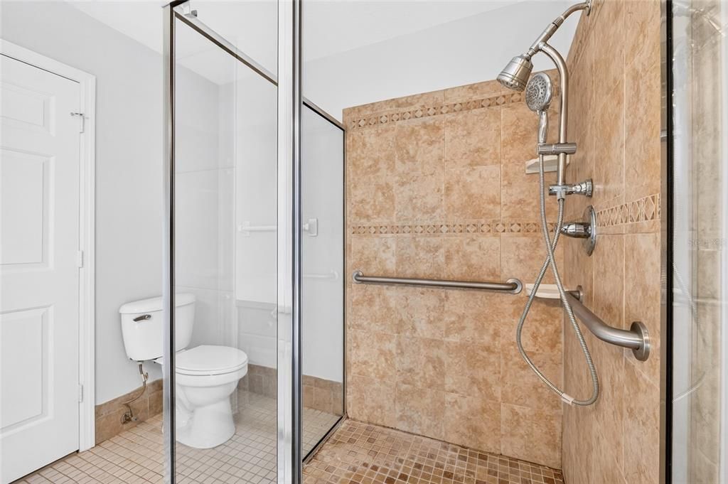 For Sale: $189,900 (3 beds, 2 baths, 1726 Square Feet)