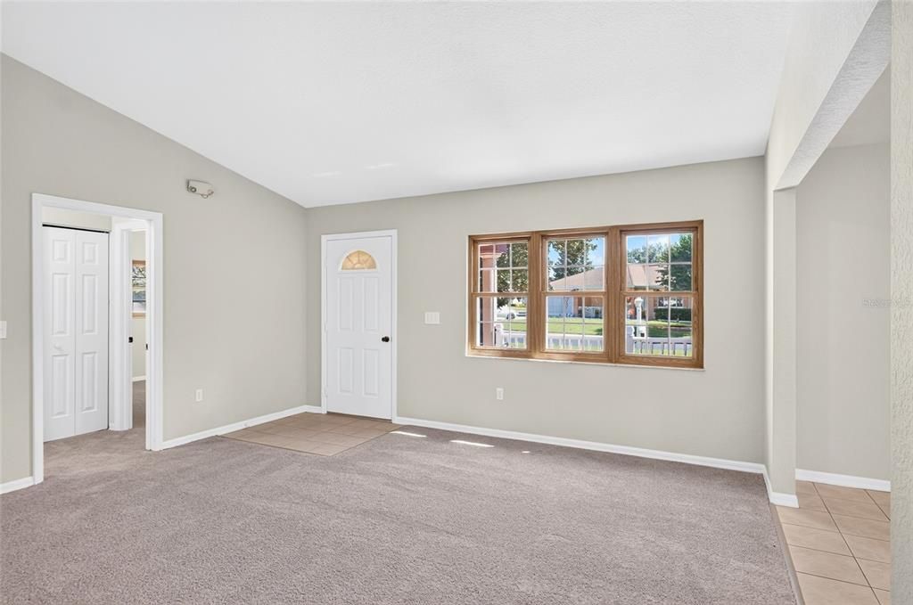 For Sale: $189,900 (3 beds, 2 baths, 1726 Square Feet)