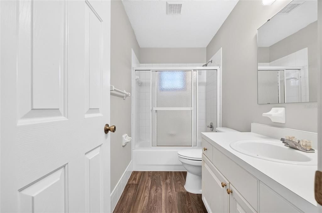 For Sale: $189,900 (3 beds, 2 baths, 1726 Square Feet)