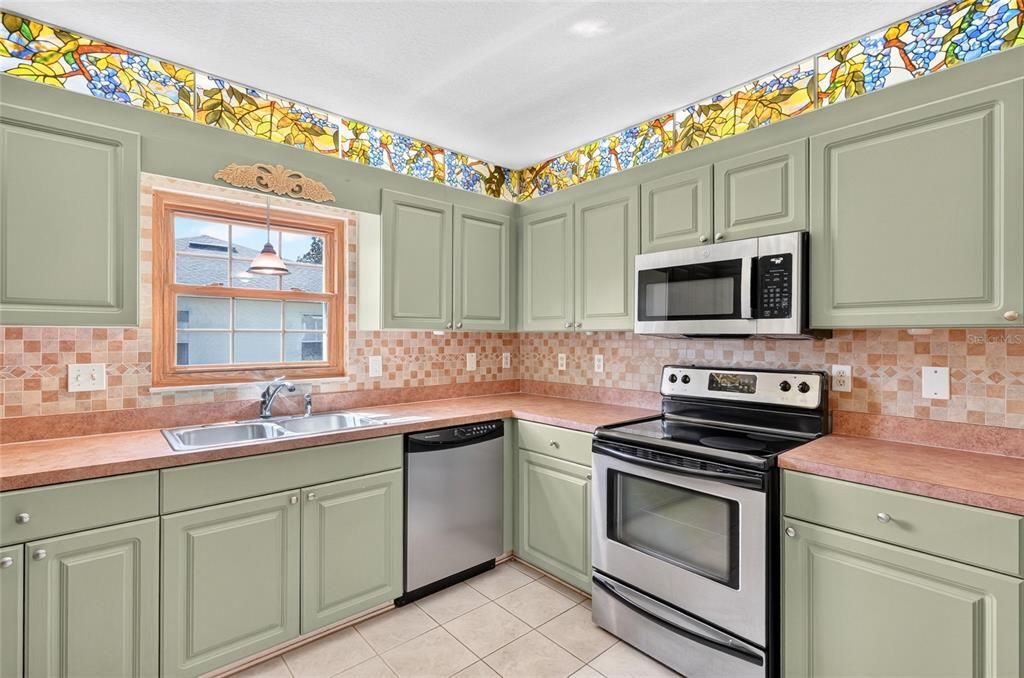 For Sale: $189,900 (3 beds, 2 baths, 1726 Square Feet)