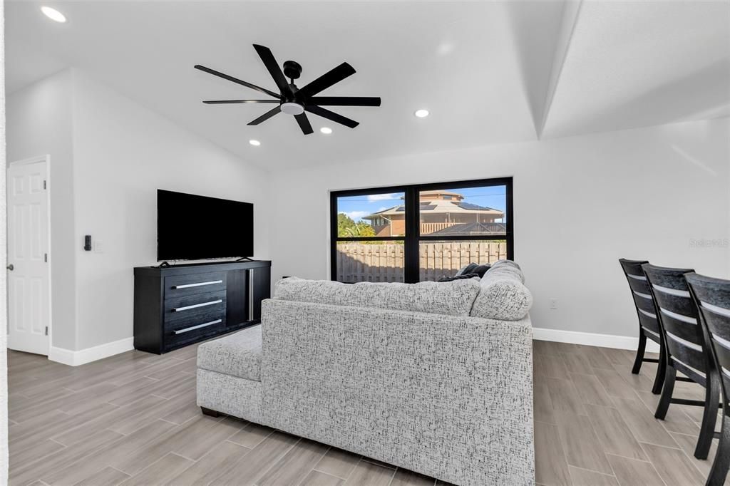 For Sale: $510,000 (4 beds, 3 baths, 2501 Square Feet)