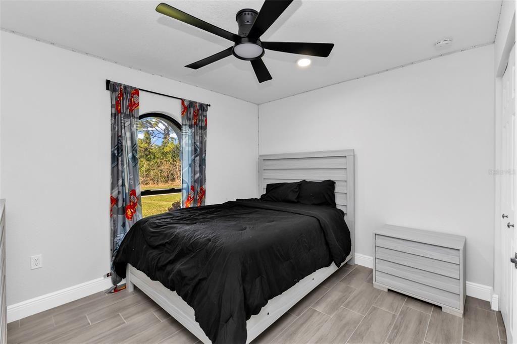 For Sale: $510,000 (4 beds, 3 baths, 2501 Square Feet)