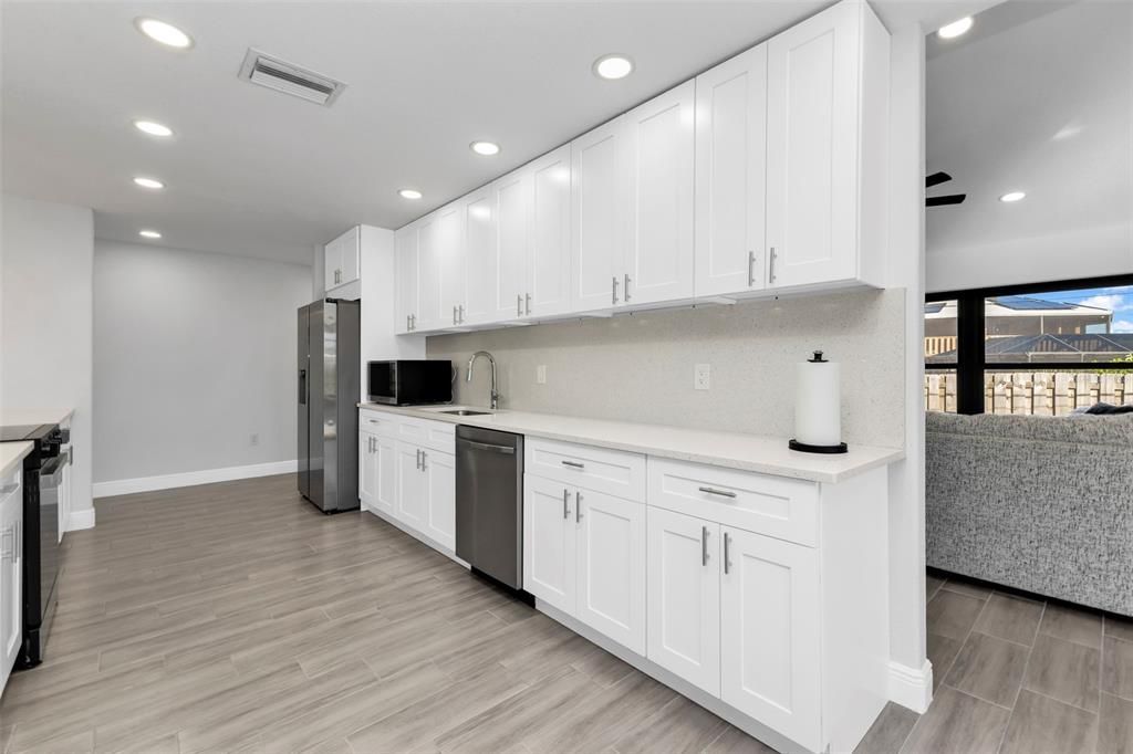 For Sale: $510,000 (4 beds, 3 baths, 2501 Square Feet)