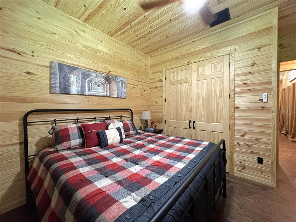 En Renta: $3,500 (4 camas, 3 baños, 2000 Pies cuadrados)