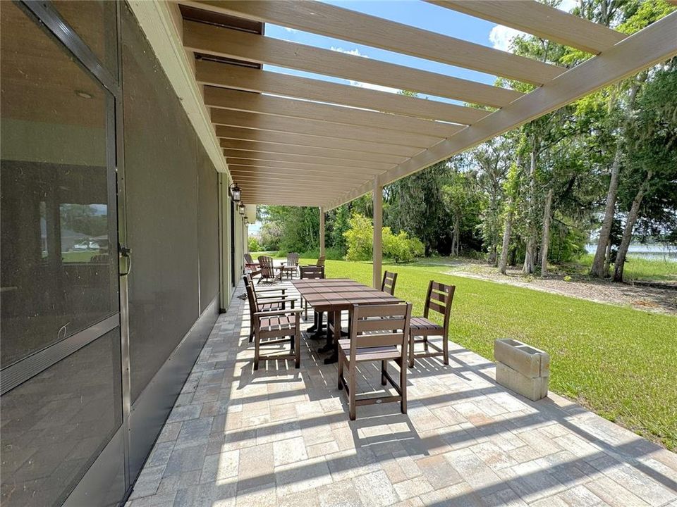 En Renta: $3,500 (4 camas, 3 baños, 2000 Pies cuadrados)