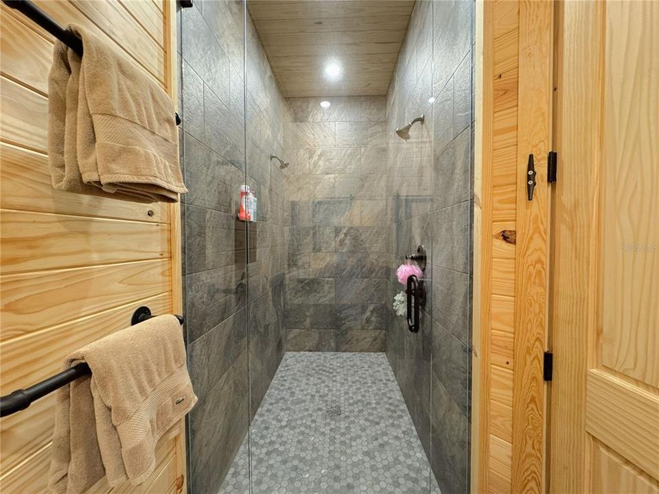 En Renta: $3,500 (4 camas, 3 baños, 2000 Pies cuadrados)