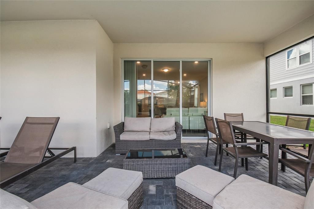 En Venta: $646,800 (7 camas, 4 baños, 3370 Pies cuadrados)