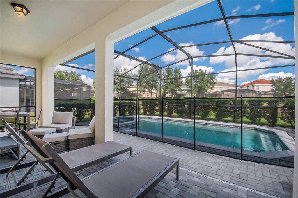 En Venta: $646,800 (7 camas, 4 baños, 3370 Pies cuadrados)