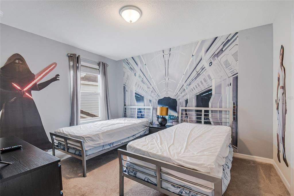 En Venta: $646,800 (7 camas, 4 baños, 3370 Pies cuadrados)
