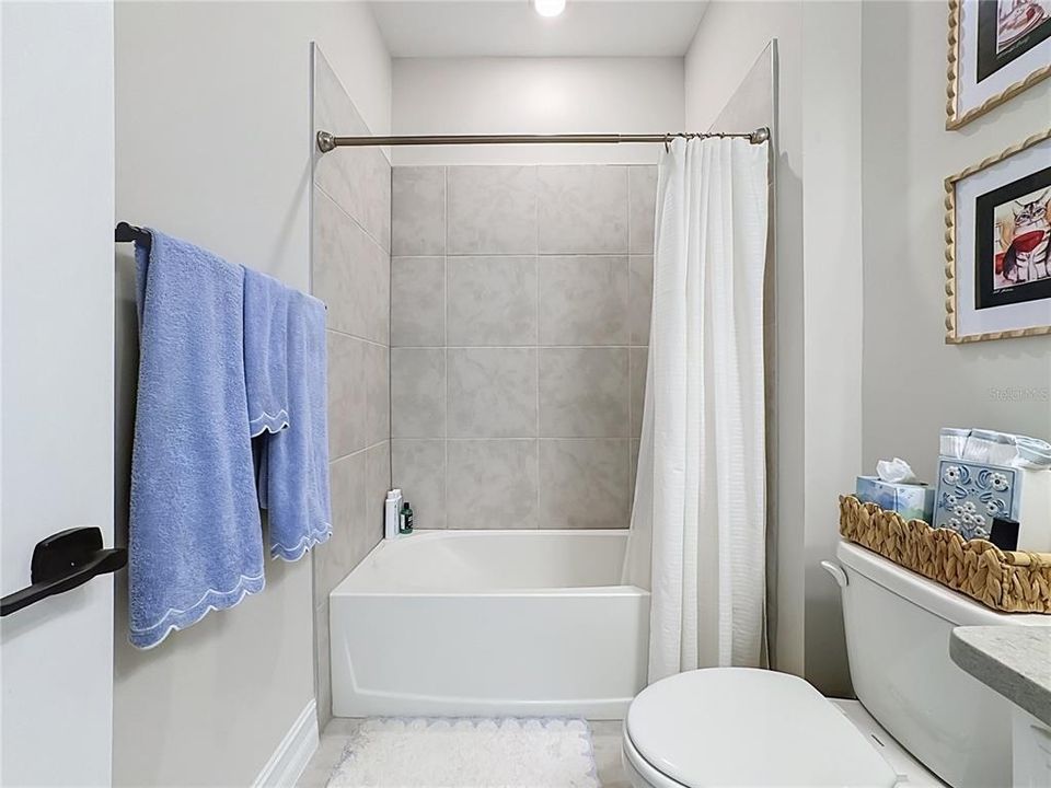 En Venta: $494,900 (3 camas, 2 baños, 2038 Pies cuadrados)