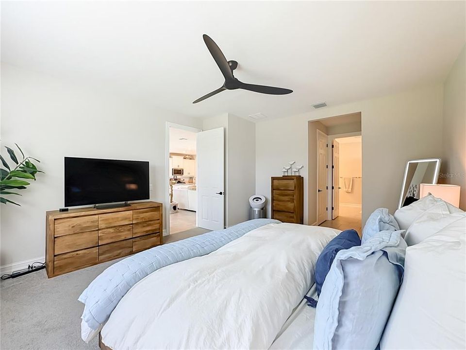 En Venta: $494,900 (3 camas, 2 baños, 2038 Pies cuadrados)