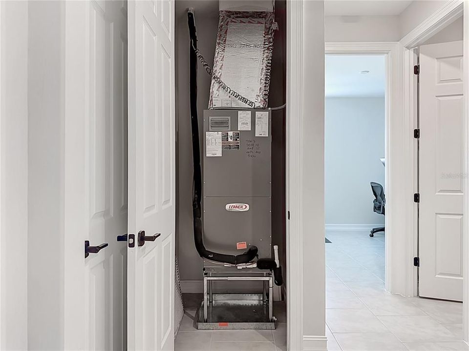 En Venta: $494,900 (3 camas, 2 baños, 2038 Pies cuadrados)