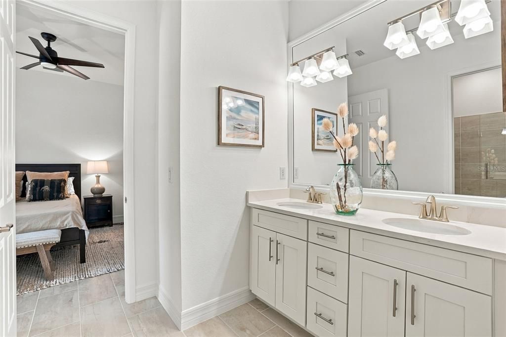 For Sale: $1,350,000 (4 beds, 3 baths, 2725 Square Feet)