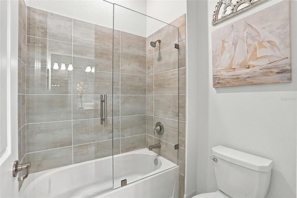 For Sale: $1,350,000 (4 beds, 3 baths, 2725 Square Feet)