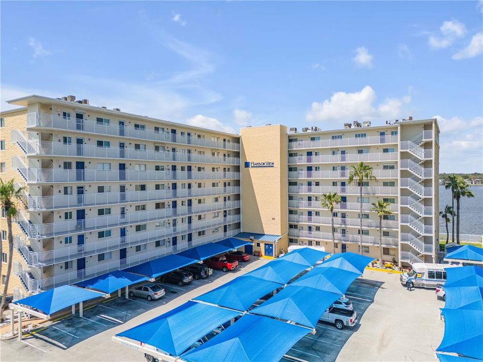 En Venta: $245,000 (2 camas, 2 baños, 1060 Pies cuadrados)