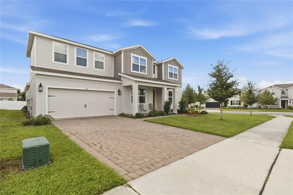En Venta: $699,000 (4 camas, 3 baños, 3563 Pies cuadrados)