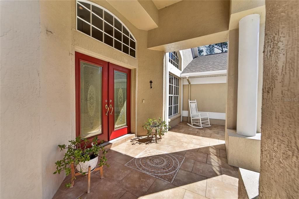For Sale: $1,200,000 (3 beds, 3 baths, 2472 Square Feet)
