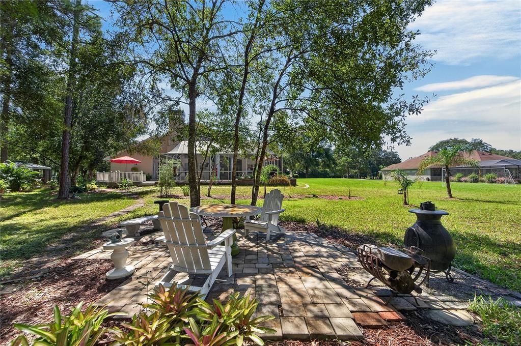 For Sale: $1,200,000 (3 beds, 3 baths, 2472 Square Feet)